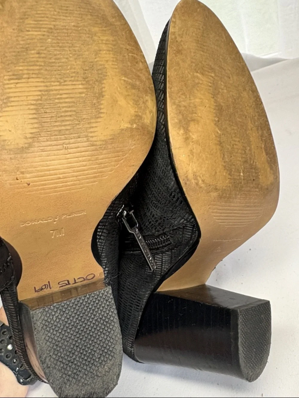 Donald J. Pliner Black Metallic Textured Leather heeled Ankle Booties 7